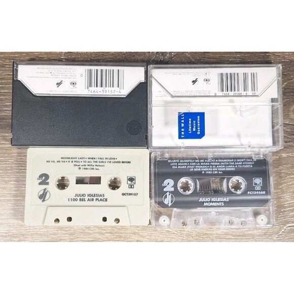 Julio Iglesias Cassette Lot – "1100 Bel Air Place" & "Moments" – Vintage Tested - Picture 2 of 3